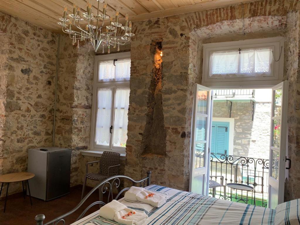 1830 Chateau Nafplio Bagian luar foto