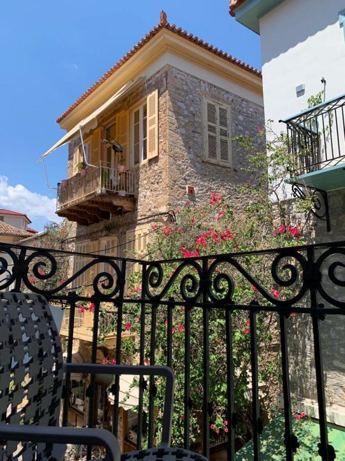 1830 Chateau Nafplio Bagian luar foto